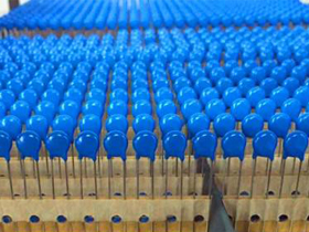 开关电源中压敏电阻器有什么作用
